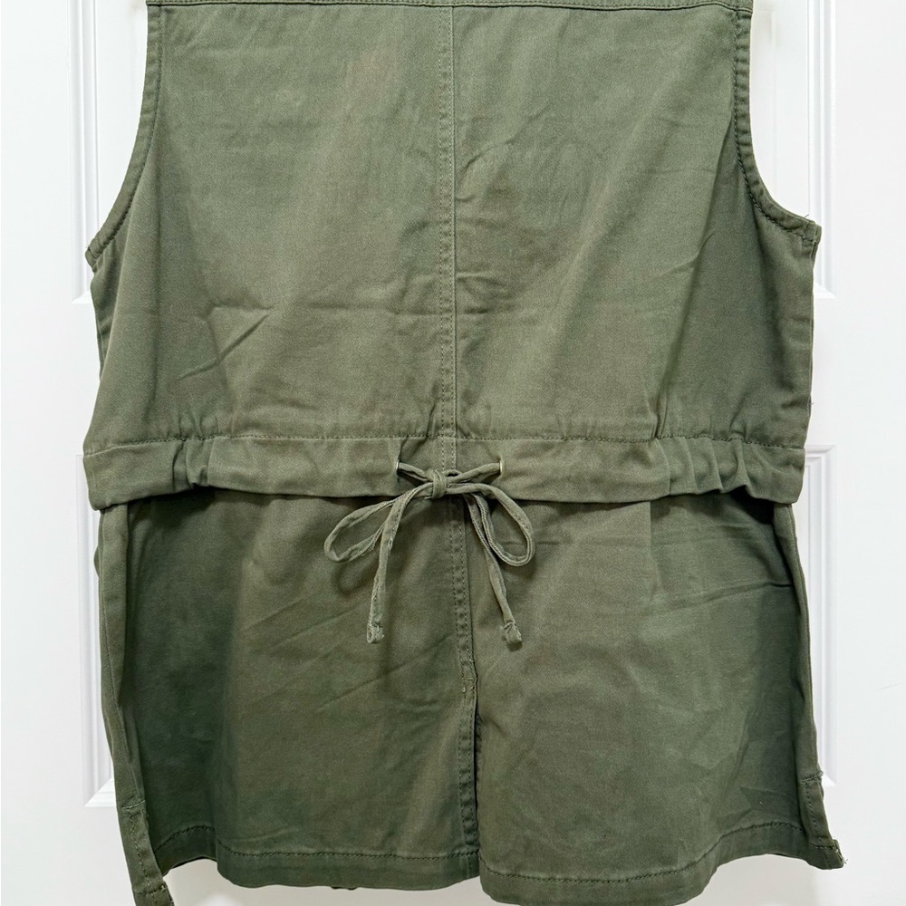Olive Green Utility Sleeveless Vest - Picture 5 of 7